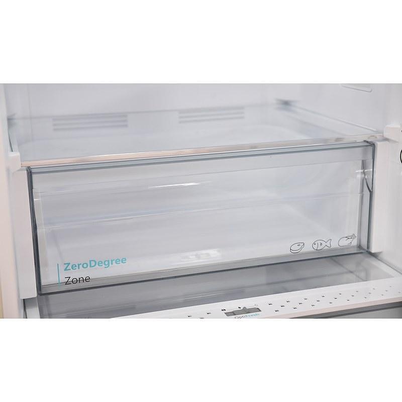Sharp SJ-NBA21DMDWE - 331 l- E - No Frost - White
